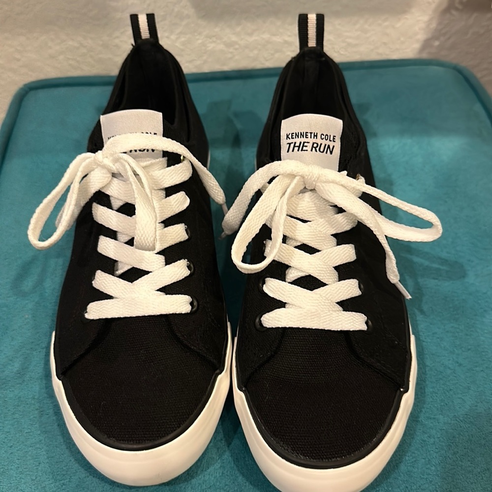 Kenneth Cole The Run Black Sneakers